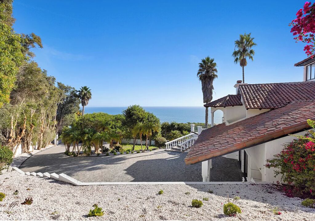 Photo of Outdoor in Eastern Malibu