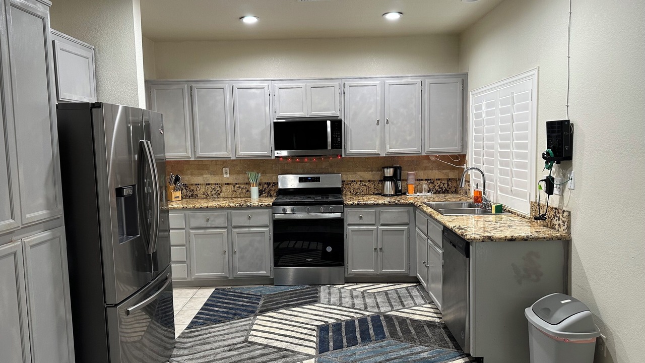 Photo of Kitchen in Southridge Village