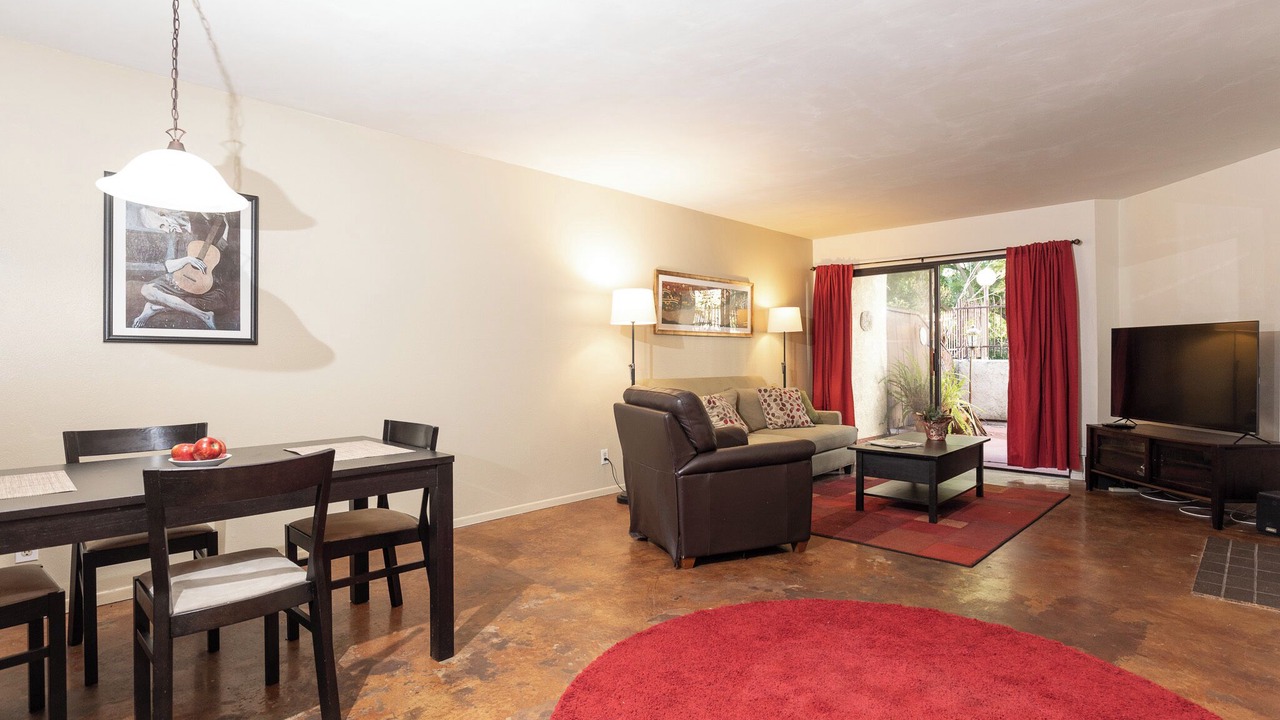 Photo of Livingroom in Los Angeles