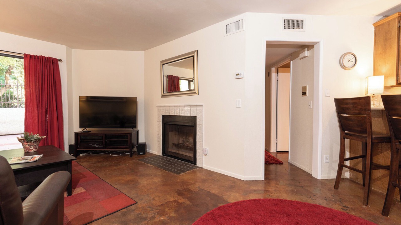 Photo of Livingroom in Los Angeles