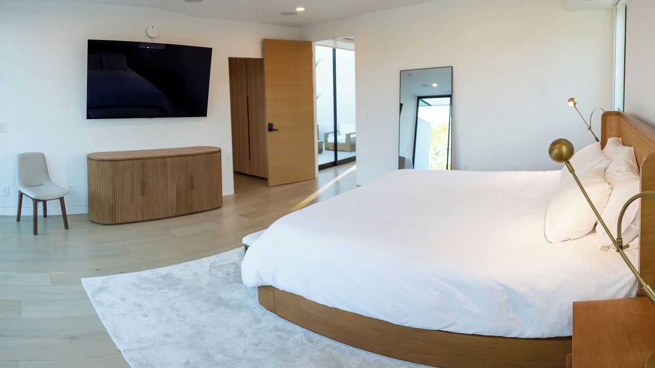 Photo of Bedroom in Beverly Grove