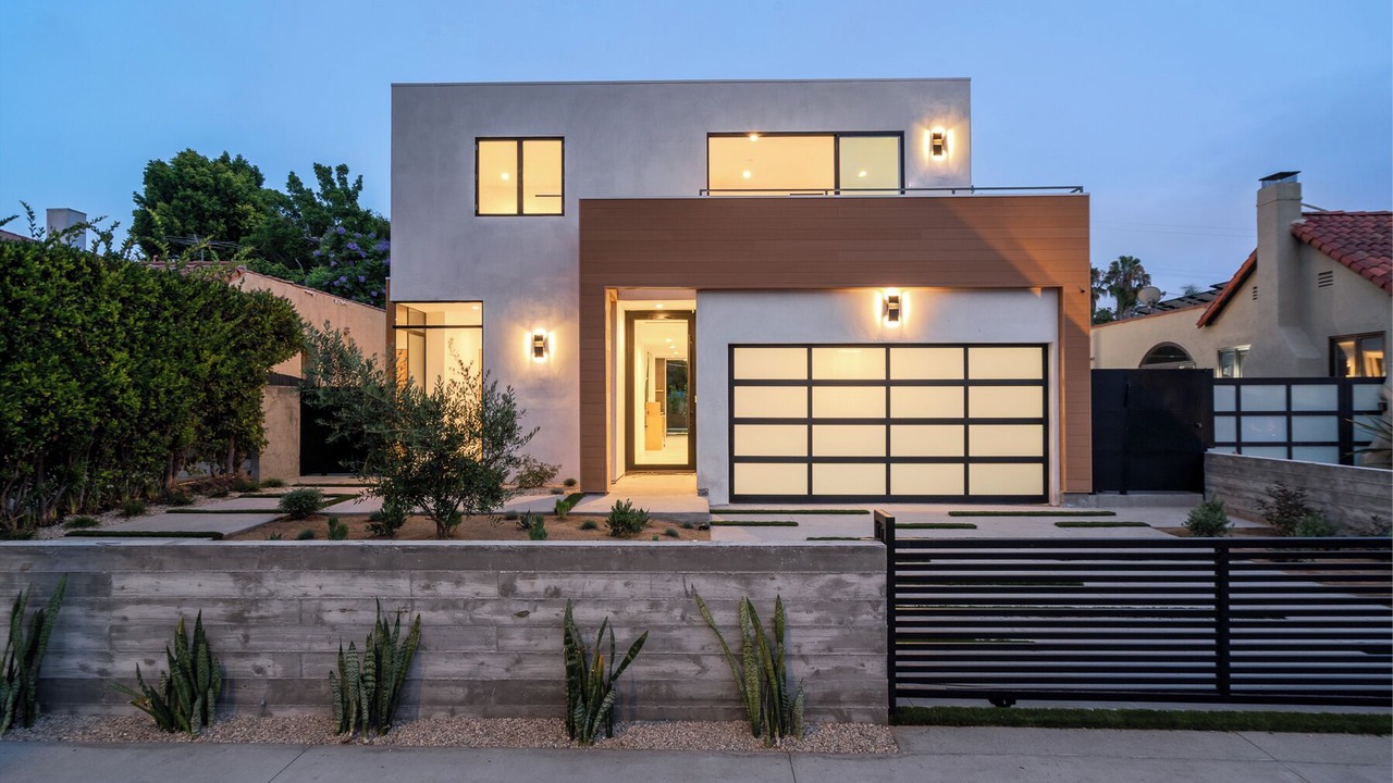 Photo of Outdoor in Beverly Grove