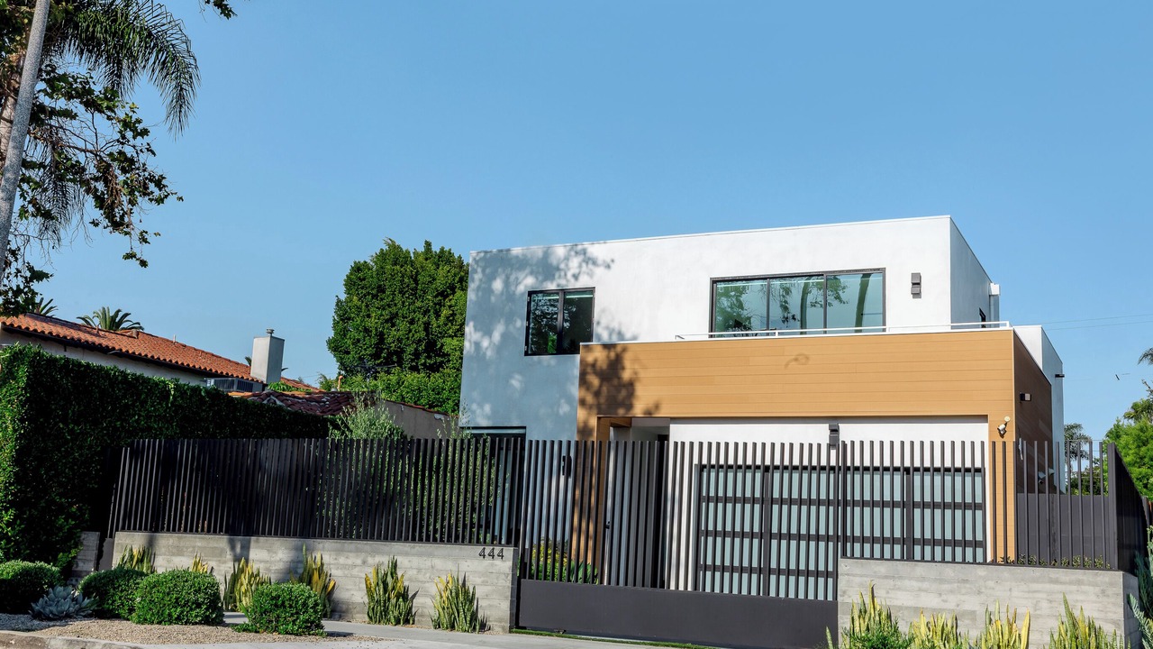 Photo of Outdoor in Beverly Grove