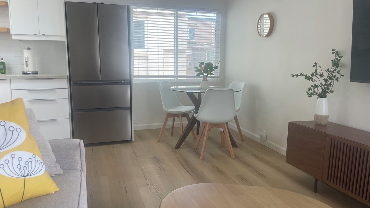 Photo of Livingroom in South Mission Beach