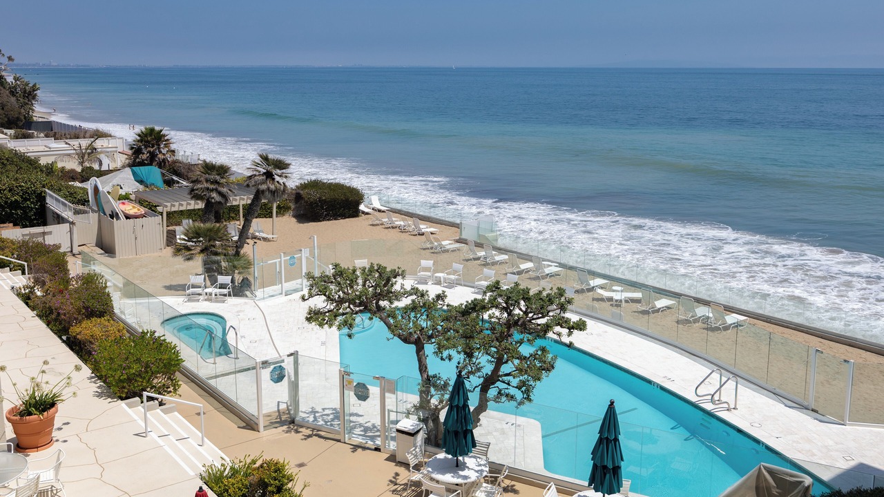 Photo of Others in Eastern Malibu