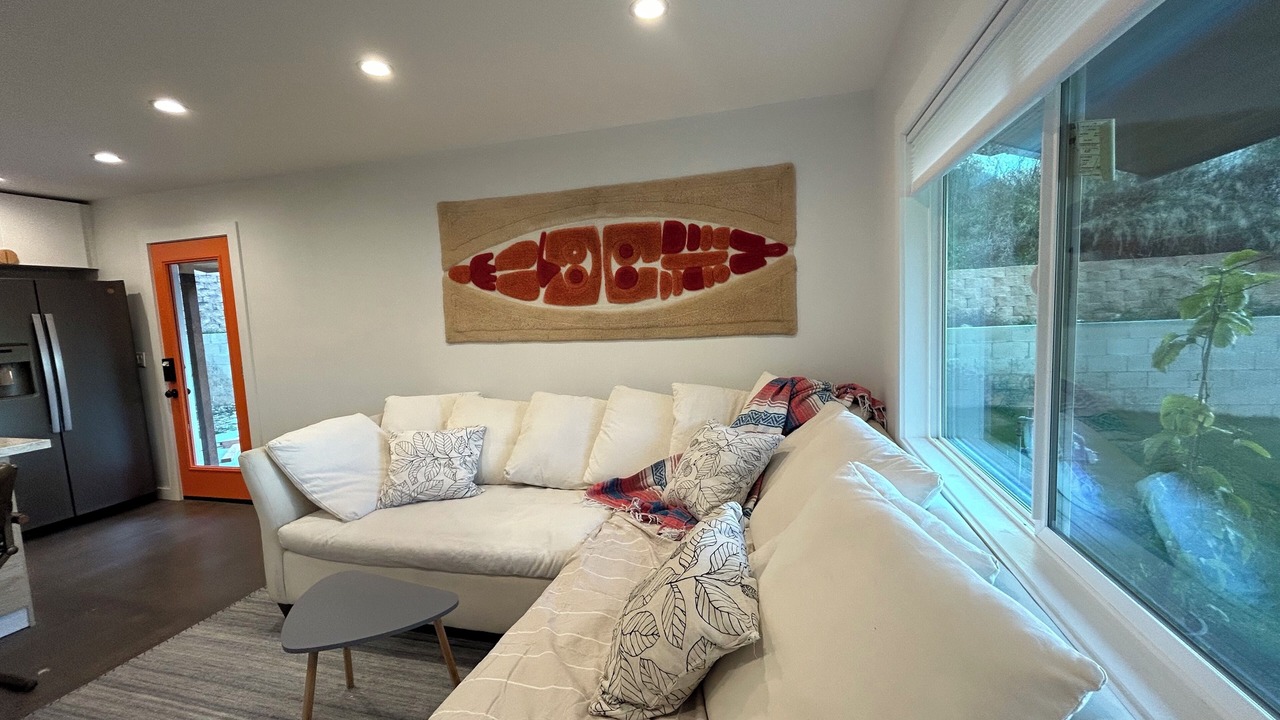 Photo of Livingroom in Los Angeles