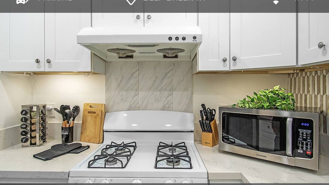 Photo of Kitchen in Azusa