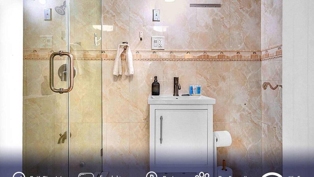 Photo of Bathroom in Sherwood Forest and Thistle Development