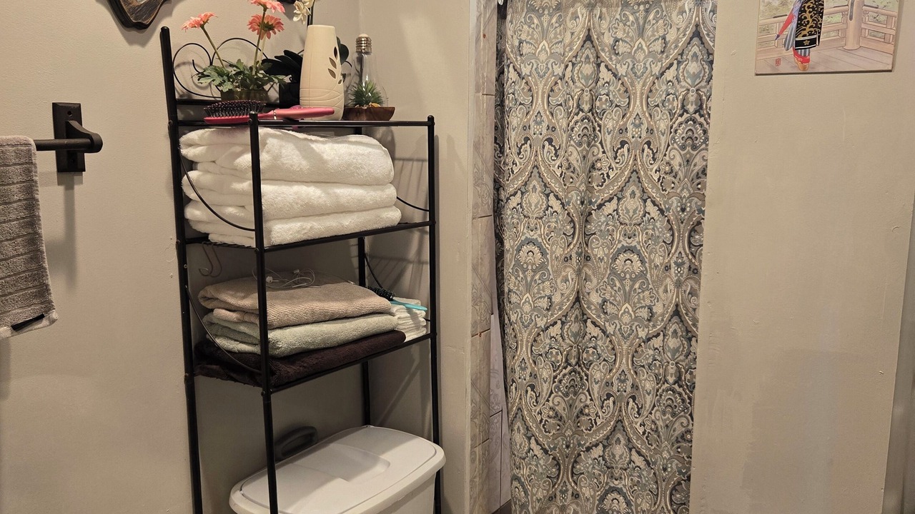 Photo of Bathroom in Eagle Rock