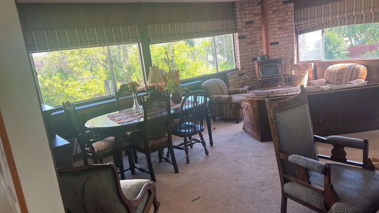 Photo of Livingroom in Castro Valley