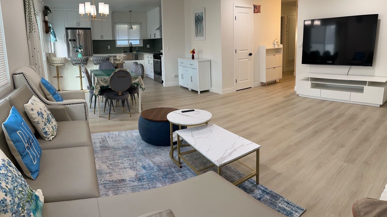 Photo of Livingroom in Rancho Cucamonga