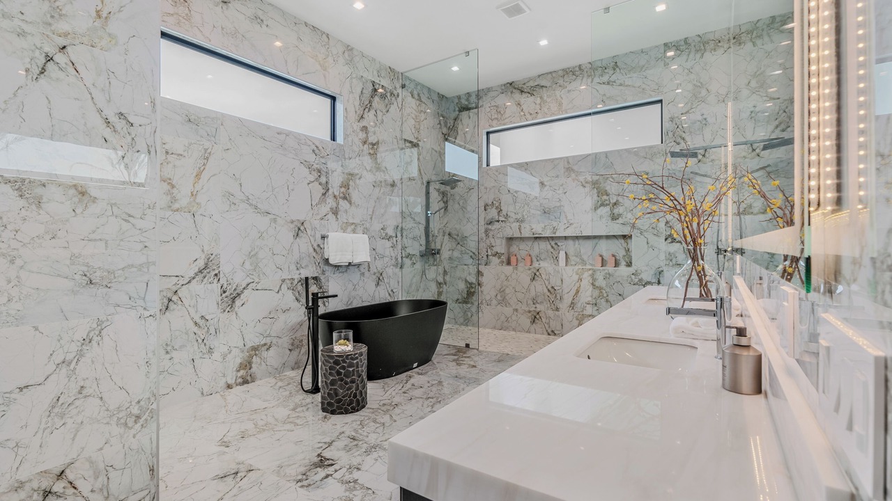 Photo of Bathroom in Indio