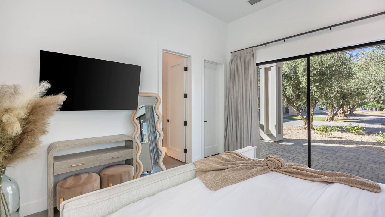 Photo of Bedroom in Indio