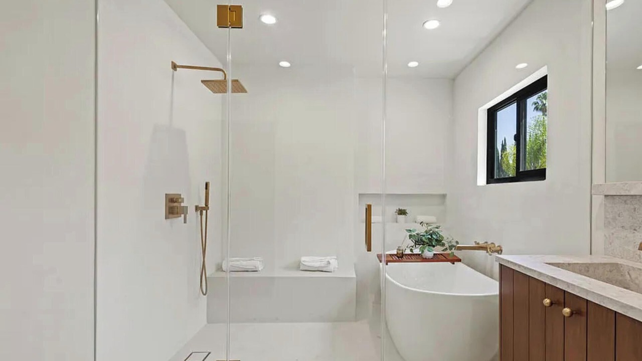 Photo of Bathroom in Studio City