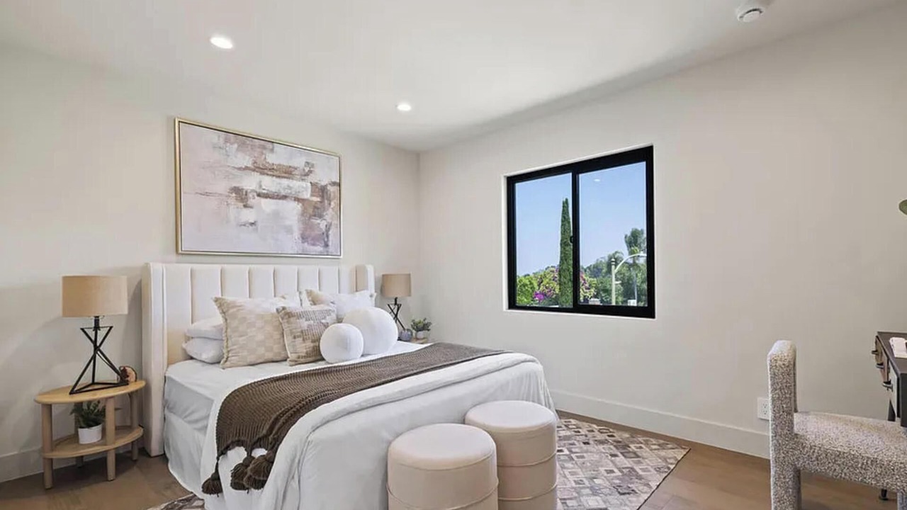 Photo of Bedroom in Studio City