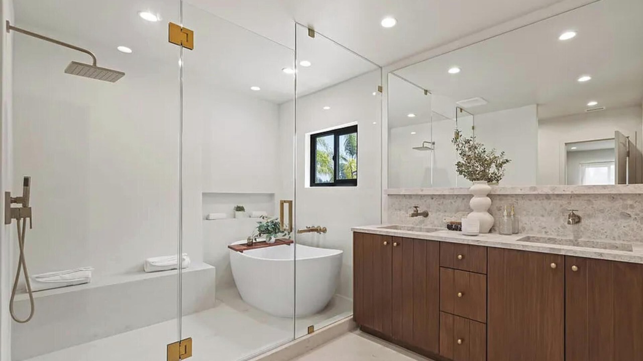 Photo of Bathroom in Studio City