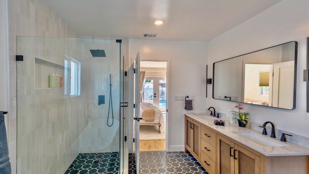 Photo of Bathroom in View Park-Windsor Hills