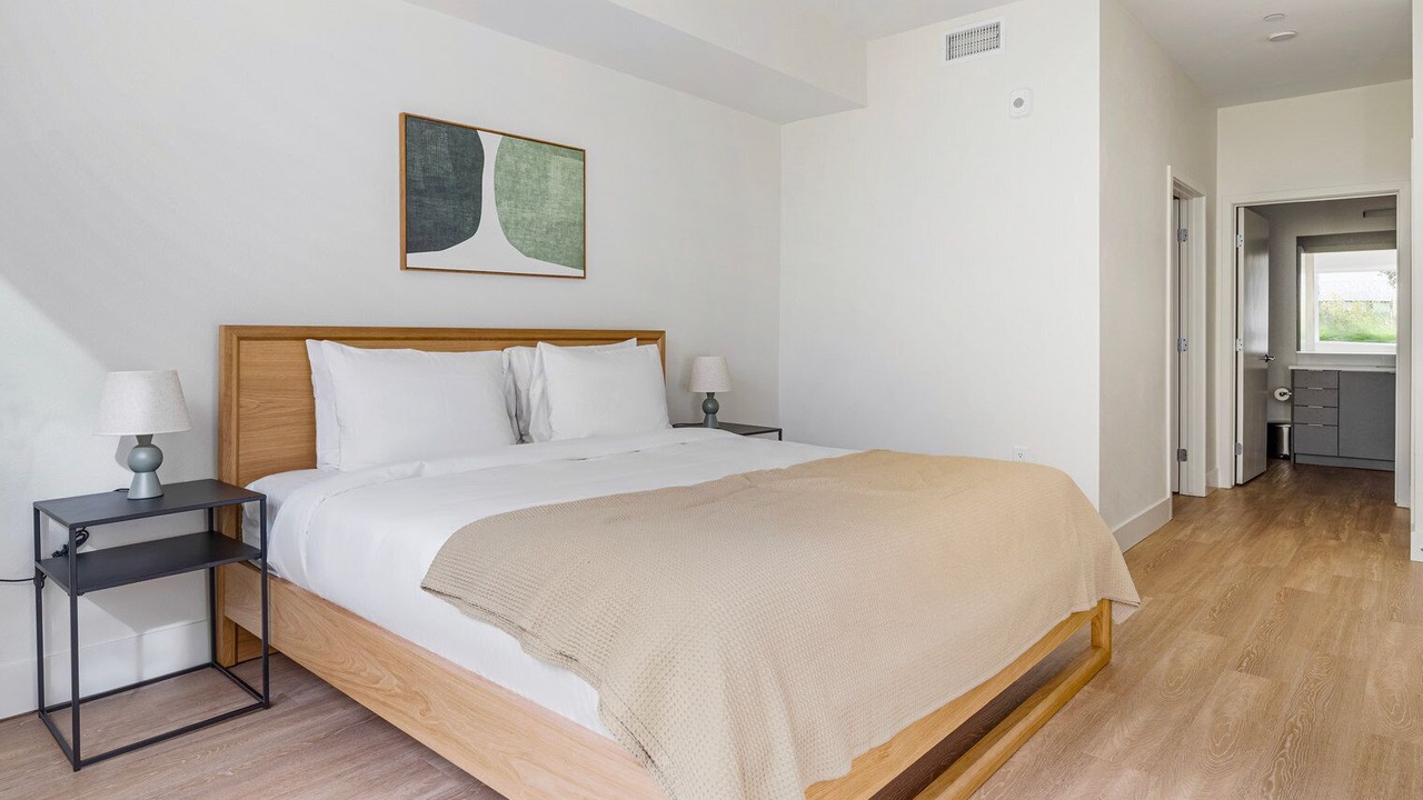 Photo of Bedroom in Burlingame