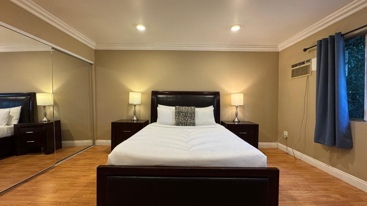Photo of Bedroom in Beverly Hills
