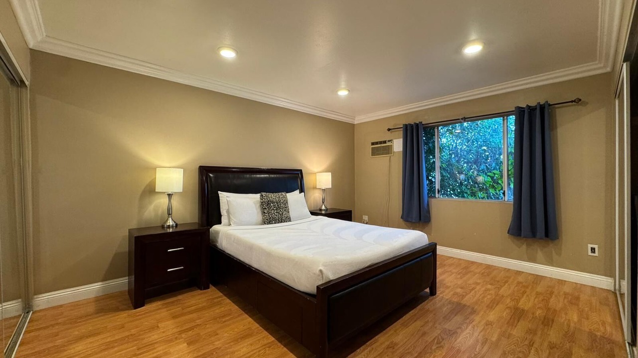 Photo of Bedroom in Beverly Hills