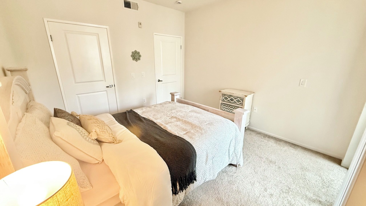 Photo of Bedroom in Airport Area