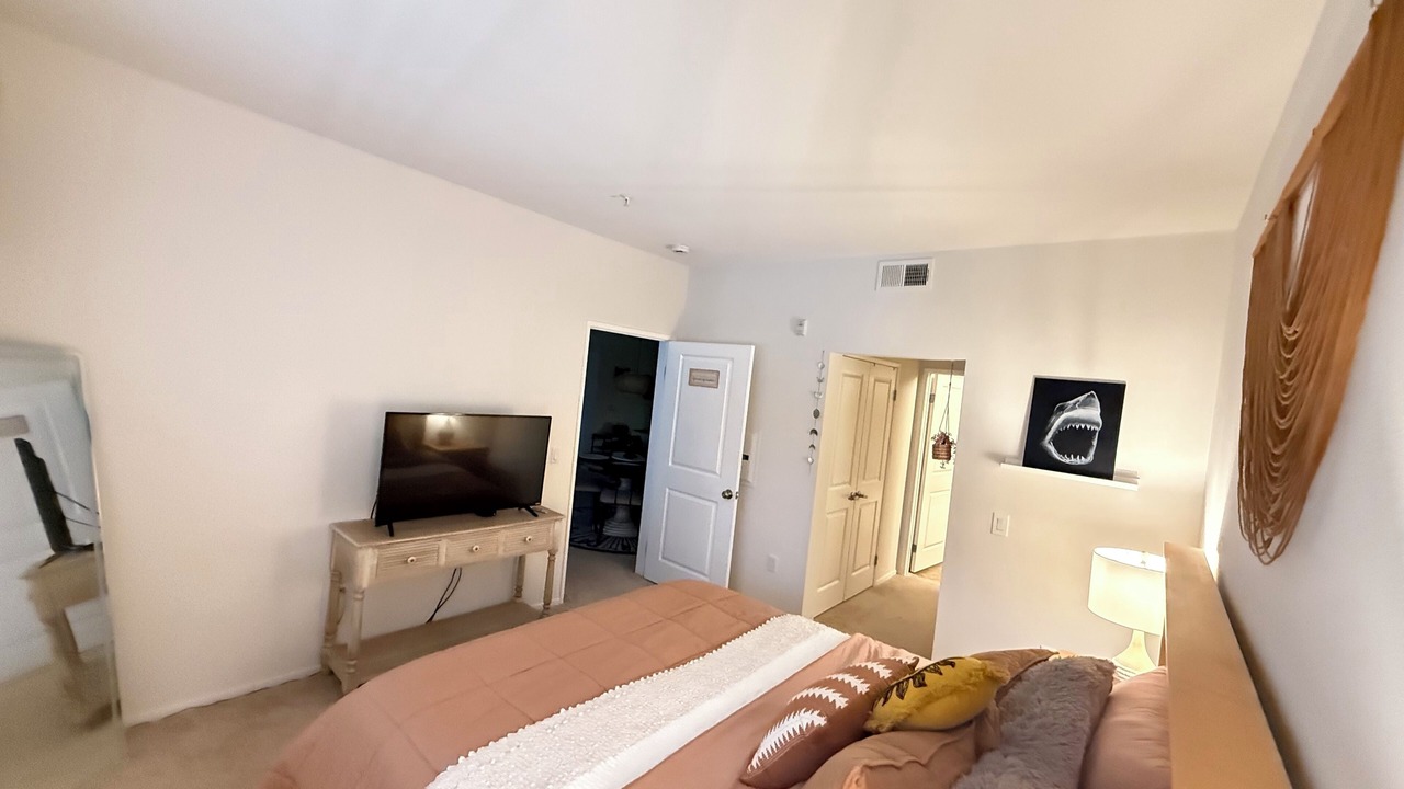 Photo of Bedroom in Airport Area
