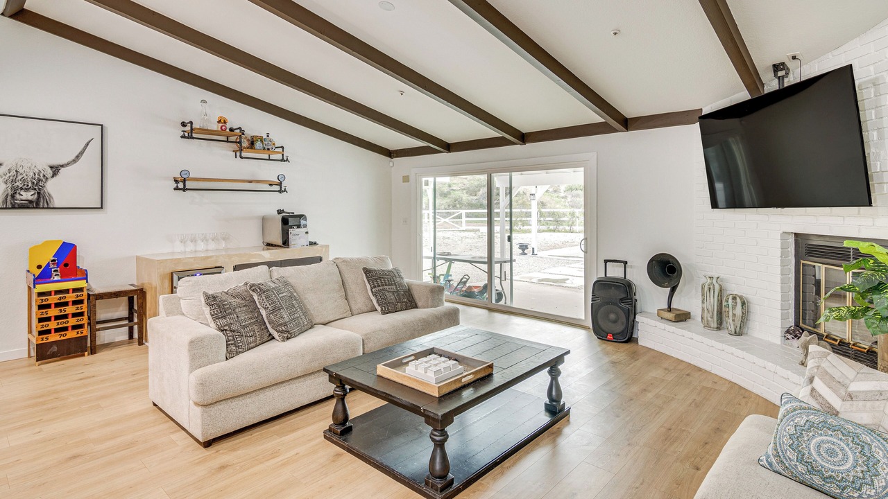 Photo of Bedroom in Agua Dulce