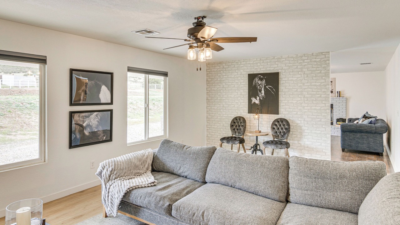 Photo of Bedroom in Agua Dulce