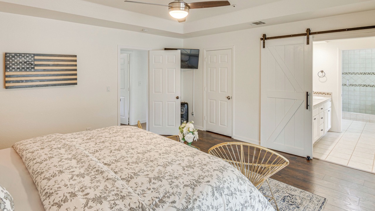 Photo of Bedroom in Agua Dulce