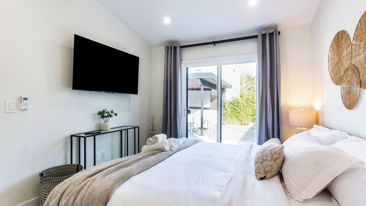 Photo of Bedroom in Mid Central