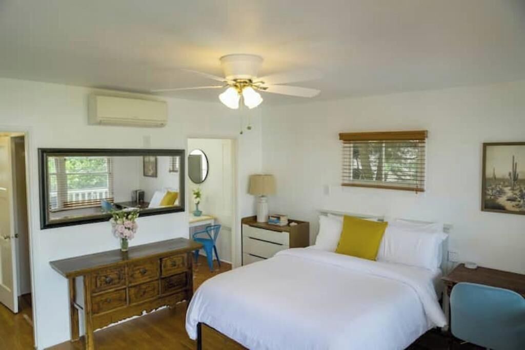 Photo of Bedroom in North of Wilshire