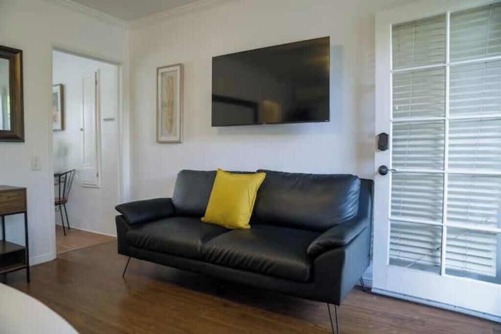 Photo of Livingroom in Wilshire Montana