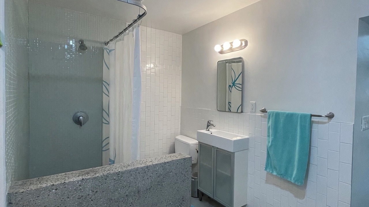 Photo of Bathroom in Elysian Heights