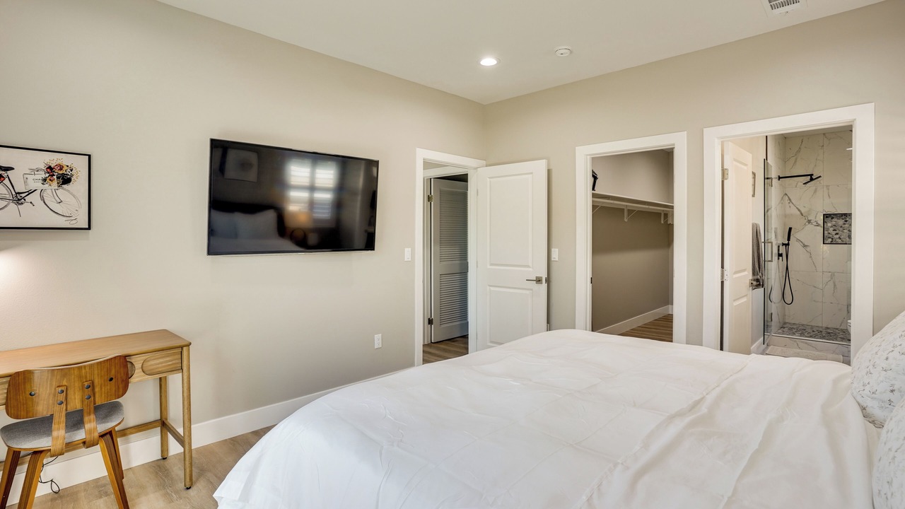 Photo of Bedroom in Hermosa Village