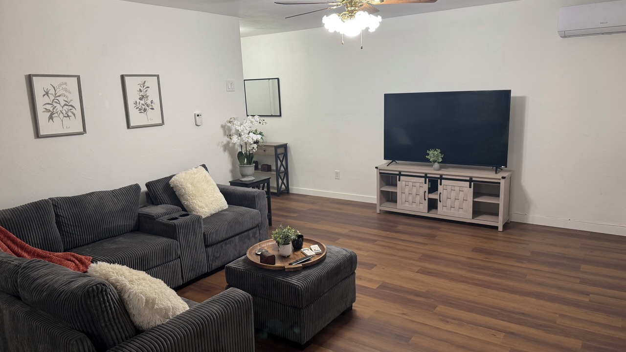 Photo of Livingroom in Arlington