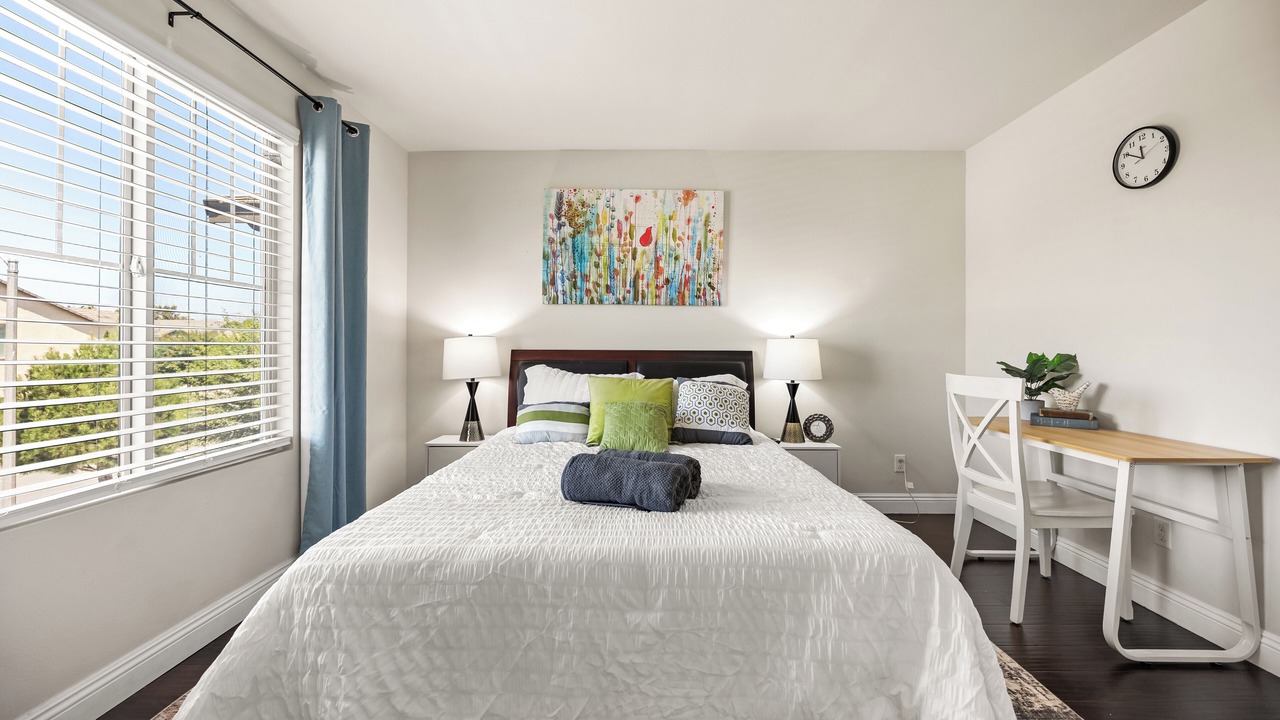 Photo of Bedroom in Mira Loma