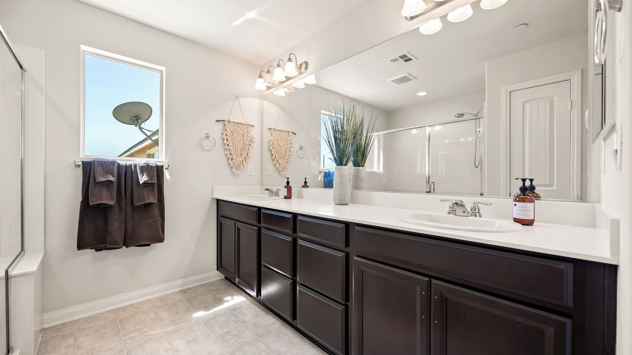 Photo of Bathroom in Mira Loma