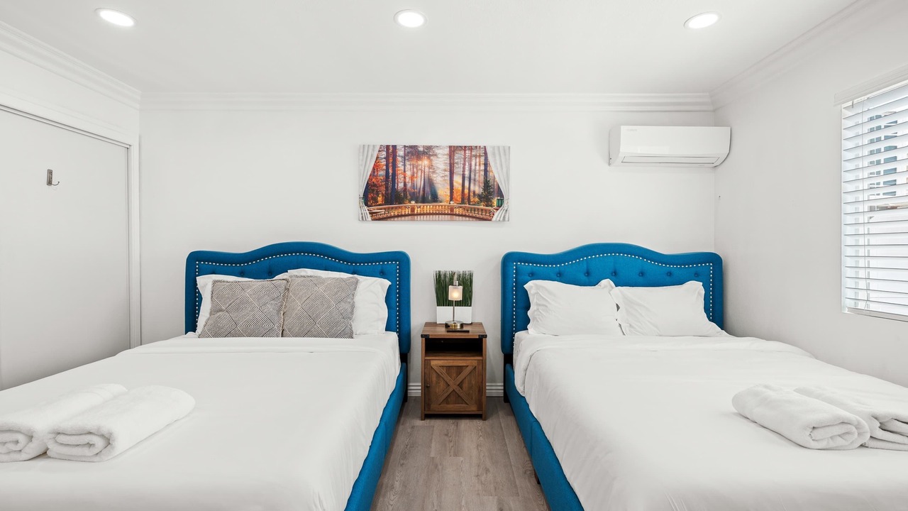 Photo of Bedroom in Westmont