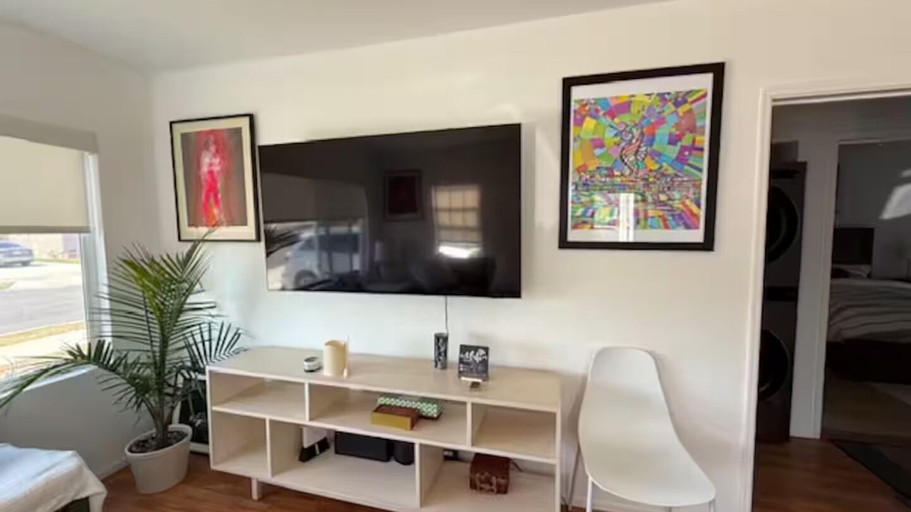 Photo of Bedroom in Del Aire