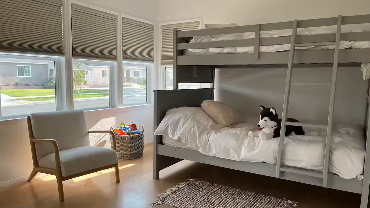 Photo of Bedroom in Del Aire
