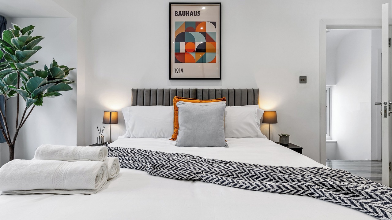 Photo of Bedroom in Tokyngton