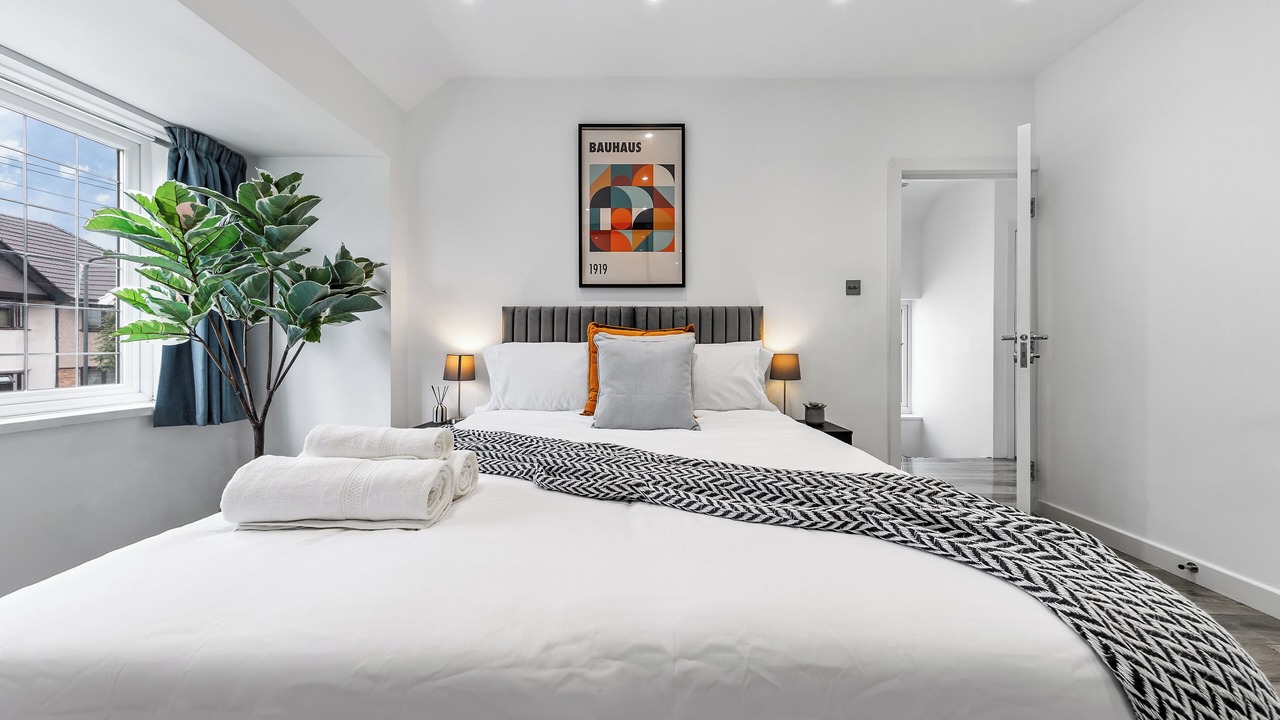 Photo of Bedroom in Tokyngton