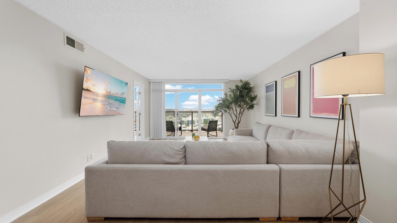 Photo of Livingroom in Marina Peninsula
