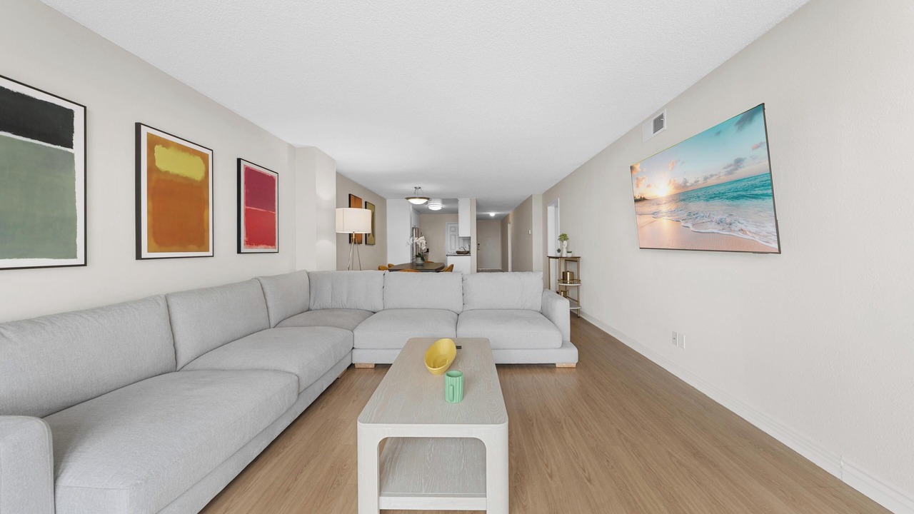Photo of Livingroom in Marina Peninsula