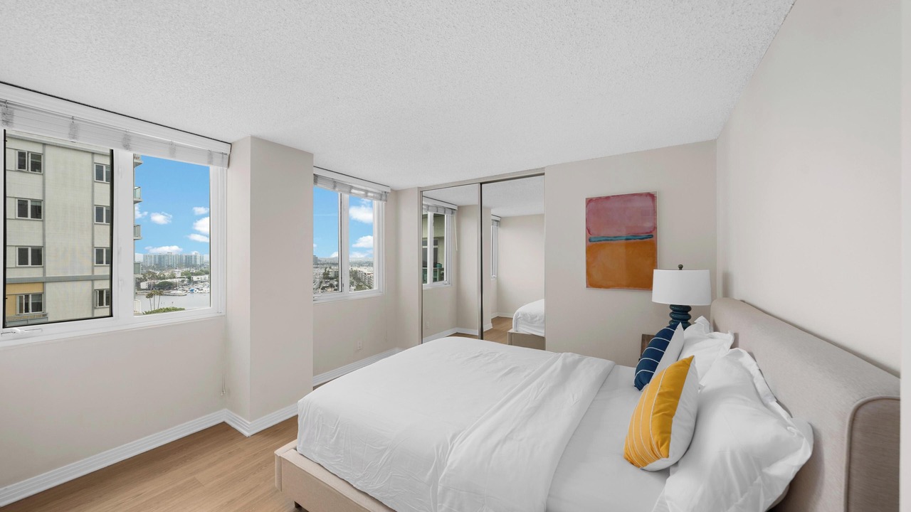 Photo of Bedroom in Marina Peninsula