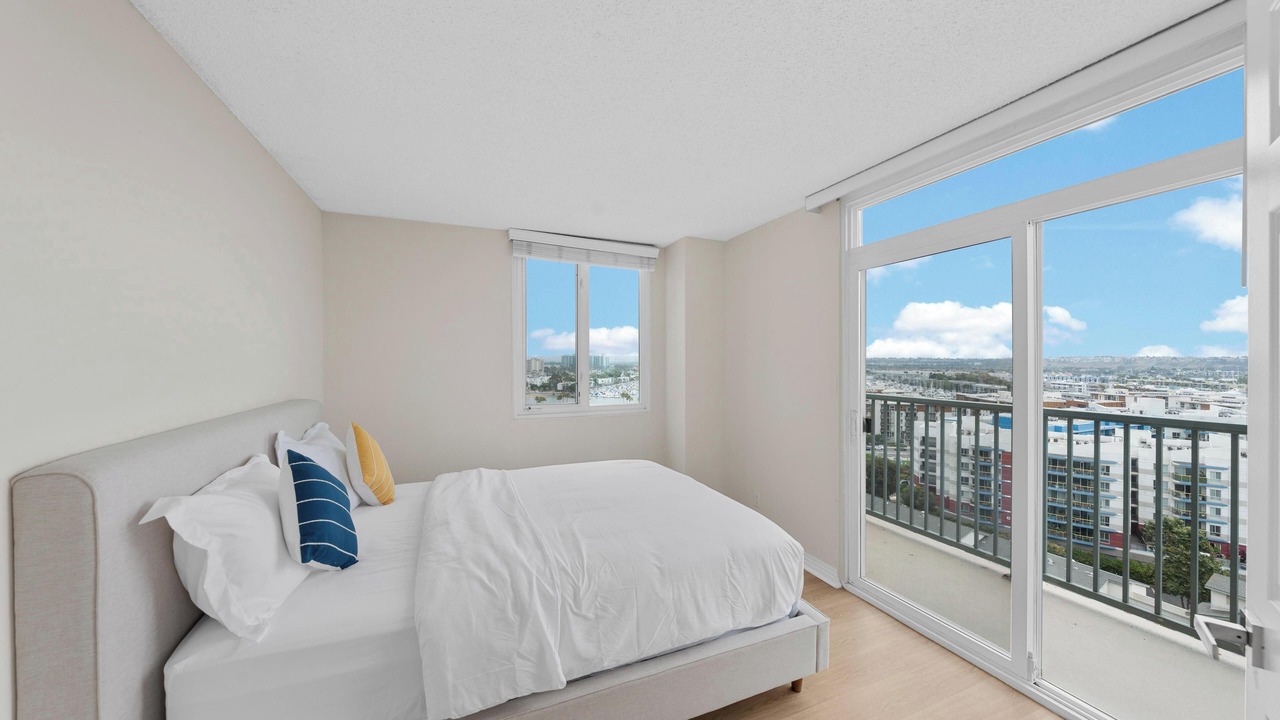 Photo of Bedroom in Marina Peninsula