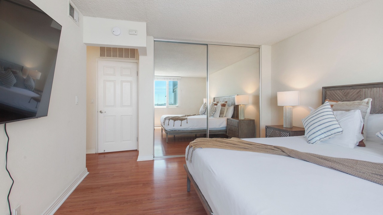 Photo of Bedroom in Marina Peninsula