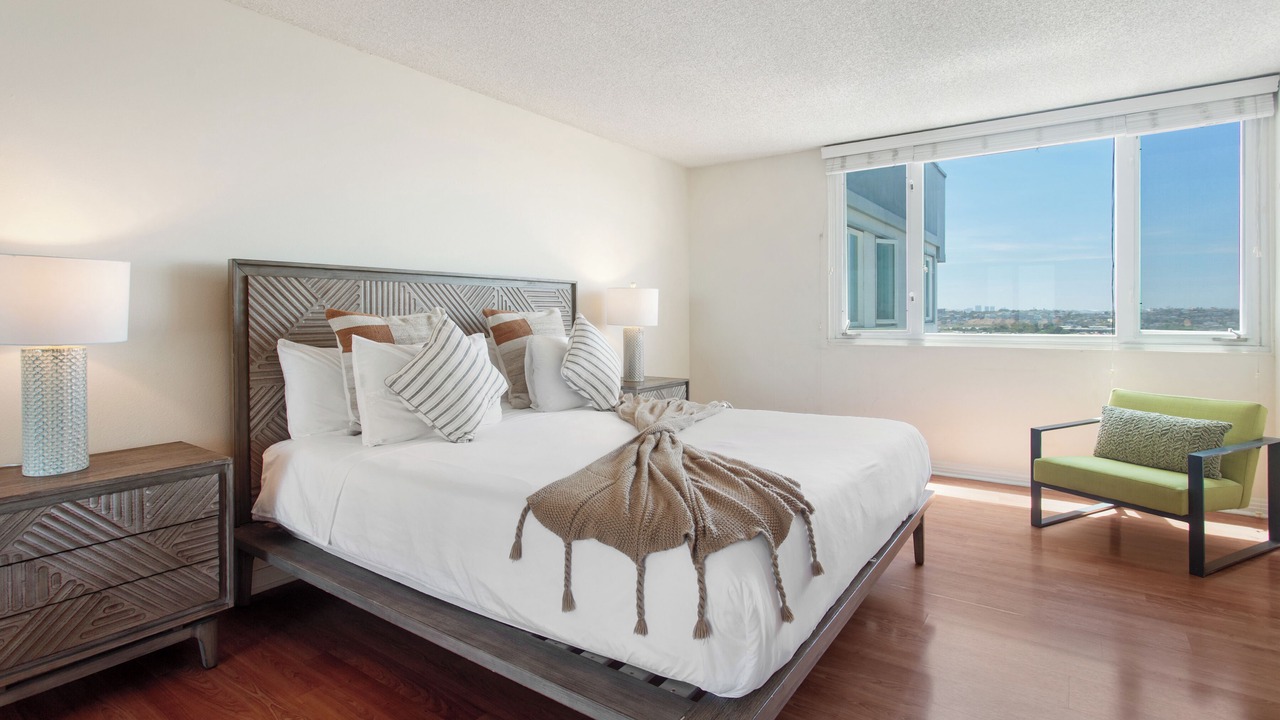 Photo of Bedroom in Marina Peninsula