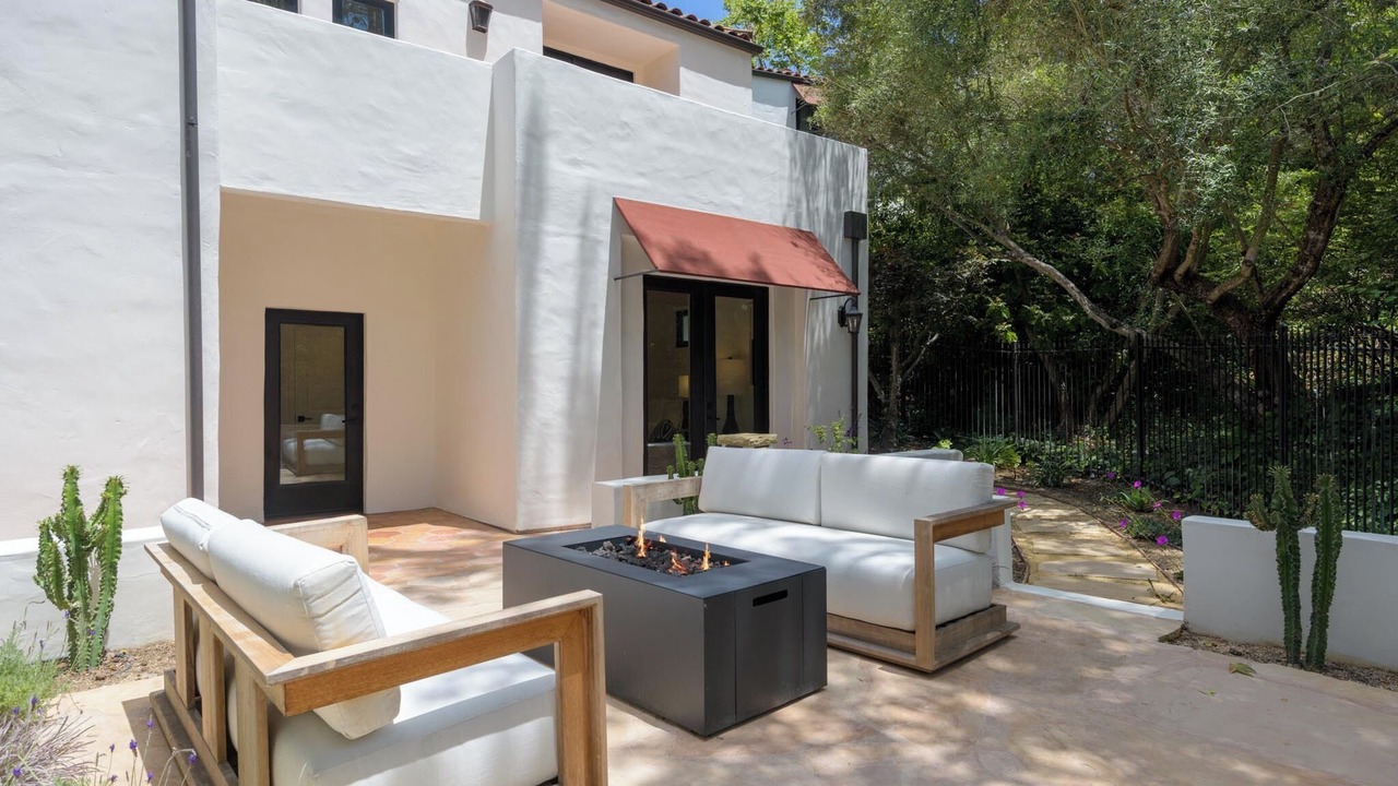 Photo of Patio Balcony in Bel Air