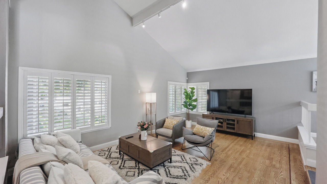Photo of Livingroom in East San Jose